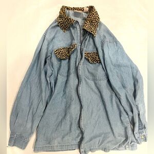 90s Vintage Medium Denim Leopard Cheetah Animal Print Zip Up Blouse Jacket